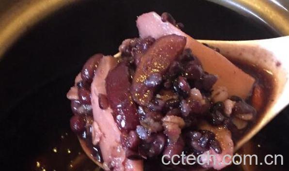 黑糯米的功效与作用 吃黑糯米的禁忌-0