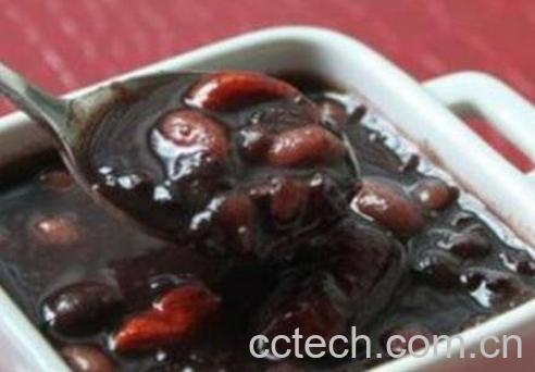 红枣花生黑米粥的功效与作用-1