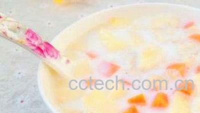 苹果萝卜燕麦粥-1