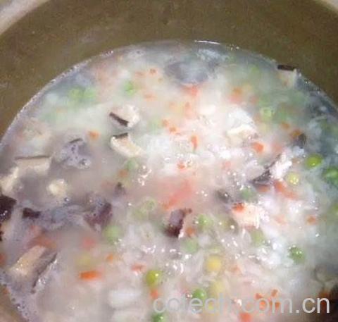 淮山蔬菜粥-1