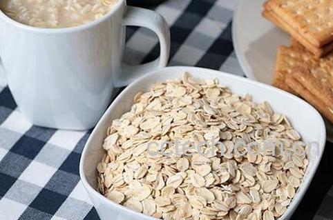 燕麦片的功效与作用 燕麦片的药用价值-0