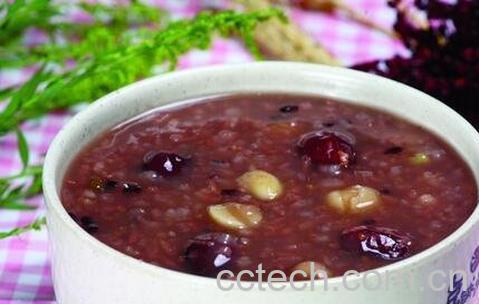 紫米薏米红豆粥的功效与作用-1