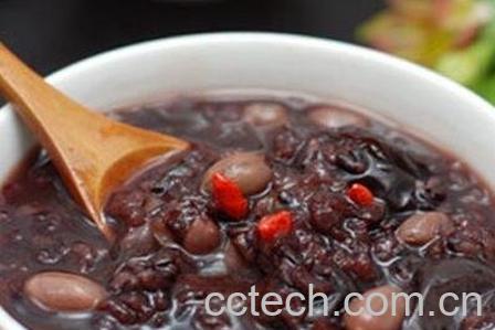 红枣黑米粥的功效与作用-0