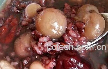 红枣补血养颜粥的功效和作用-0