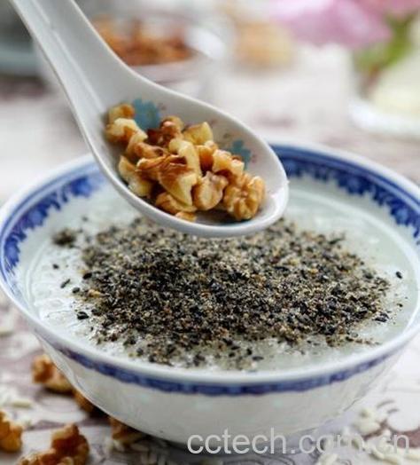 果蔬百科核桃仁芝麻粥的做法-0