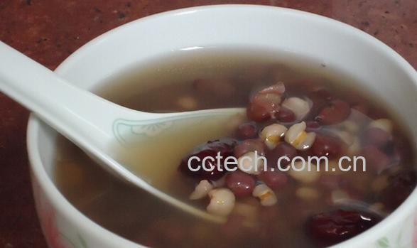 果蔬百科吃薏米红豆粥的禁忌-0