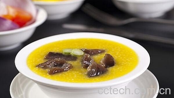 果蔬百科海参小米粥的做法-0