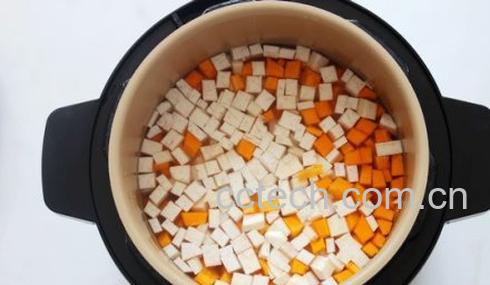 果蔬百科南瓜芋头粥材料和做法步骤-0