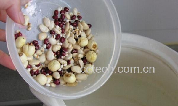 果蔬百科莲子薏米红豆粥-0