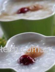 果蔬百科桂圆肉粥-0