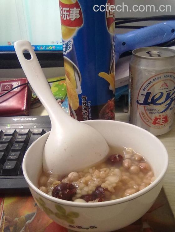 果蔬百科花生杏仁粥的功效-0