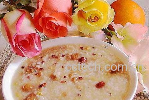 果蔬百科葡萄干粥的功效-0