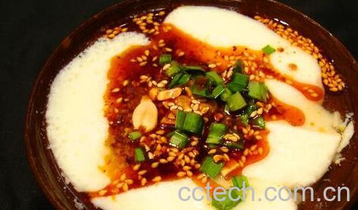 豆腐脑怎么做才好吃 豆腐脑的家常做法教程-0