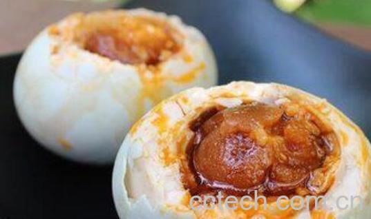 海鸭蛋和咸鸭蛋的区别-0