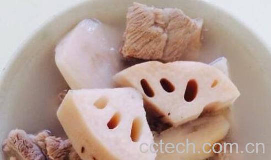 莲藕汤怎么做 喝莲藕汤的功效与好处-1