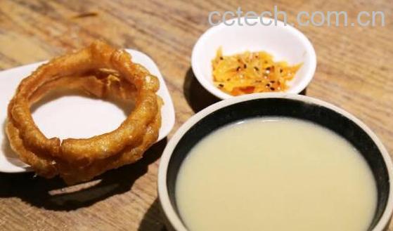 豆汁和豆浆的区别 喝豆汁的好处-0