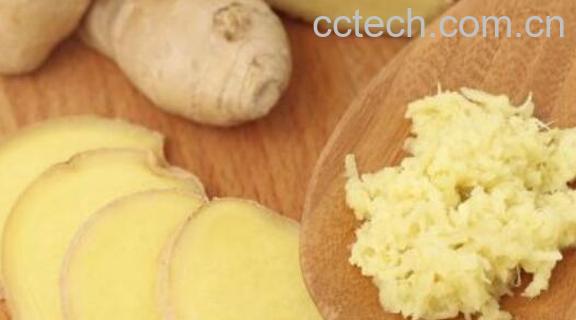 老姜泡脚有什么功效与作用-1