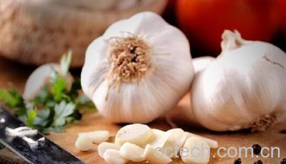 大蒜生吃好还是熟吃好-0
