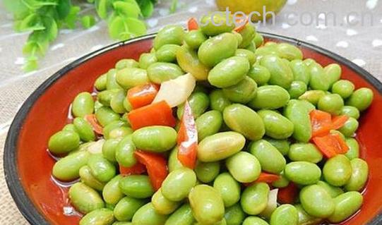 吃青豆的好处与坏处 青豆的营养价值及功效-1