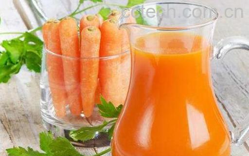 喝鲜榨胡萝卜汁的危害与禁忌-1