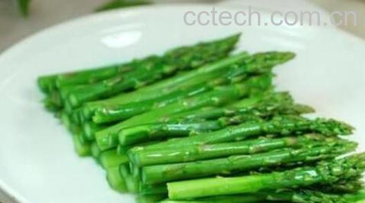 芦笋怎么做好吃 好吃芦笋的做法教程-1