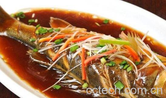 鲈鱼怎么做好吃又简单-1