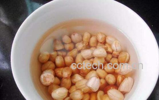 花生泡水喝有什么好处-0