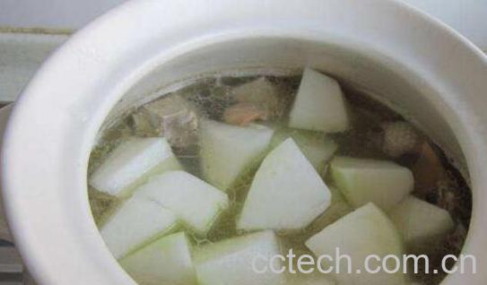 冬瓜炖梨的功效和作用-1