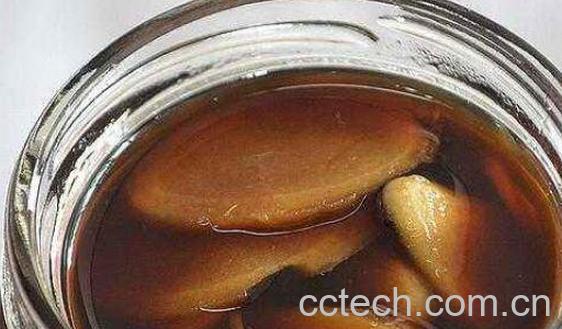 米醋泡姜的功效与作用 米醋泡姜的正确做法-0