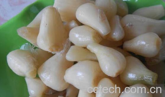 怎么腌制荞头好吃又脆-1