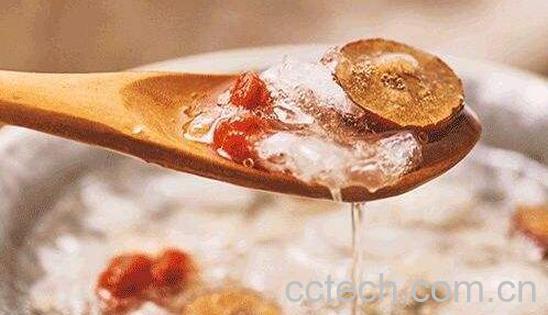 银耳快速出胶的窍门 雪耳怎么样才出胶-1