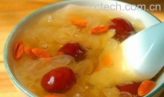 银耳汤可以隔夜喝吗 喝银耳汤的注意事项和禁忌-0