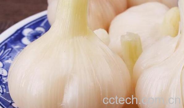 甜蒜的腌制方法 正宗甜蒜的制作方法-0