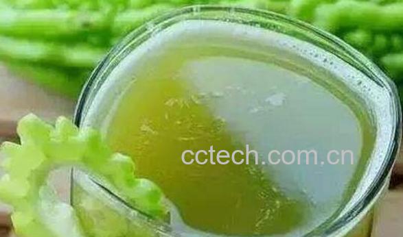 苦瓜汁敷脸的功效与作用及禁忌-0