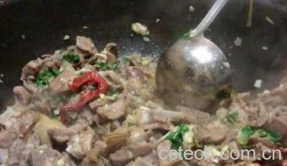 地椒叶炖羊肉的方法-1