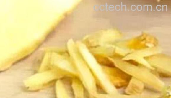 生姜擦头发的正确方法-1