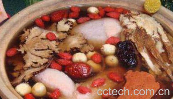 补气血的食物有哪些 女人补气血吃什么好见效快-1