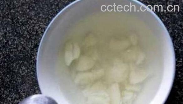 大蒜冰糖水的功效与禁忌-0