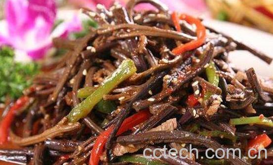 山蕨菜怎么吃 山蕨菜的食用方法-1