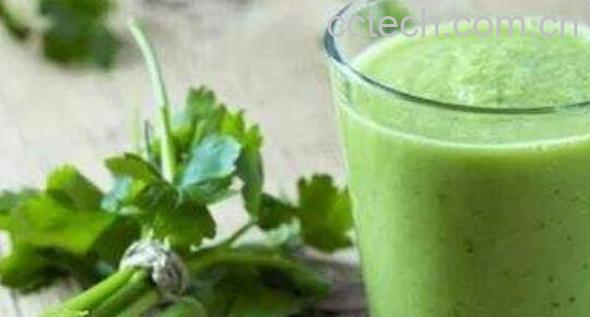 喝胡芹汁有什么好处-1