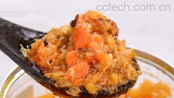 蟹黄酱如何做好吃 蟹黄酱的做法教程-0