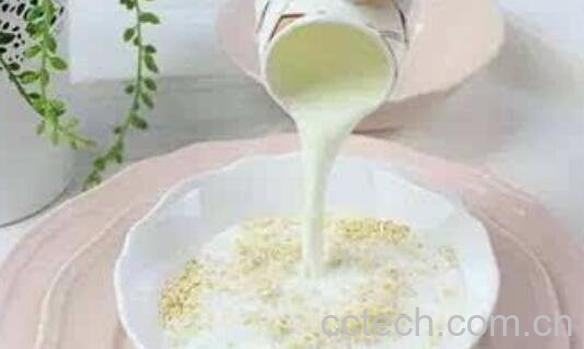 牛奶燕麦片的功效与作用 牛奶燕麦片的营养价值-0