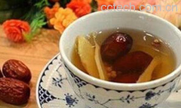 生姜和什么泡水喝最好 生姜泡水的功效与作用-1