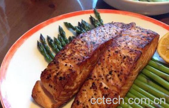 三文鱼怎么吃最有营养 三文鱼的最佳吃法-0