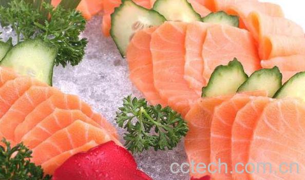 三文鱼能生吃吗 生吃三文鱼会感染寄生虫吗-0