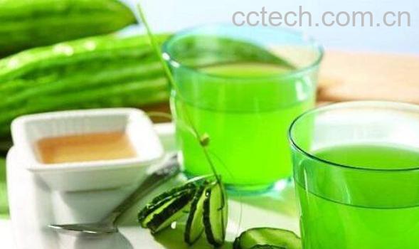 苦瓜泡水的功效与作用 苦瓜泡水喝有什么好处-1
