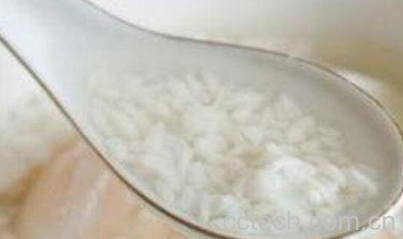 糯米酒煮鸡蛋的功效-1