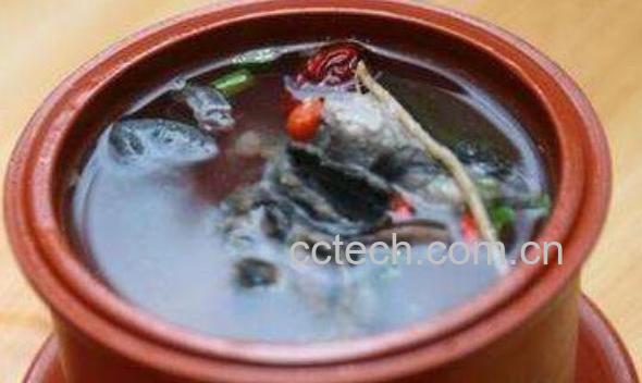  男人喝乌鸡汤的好处有哪些-1