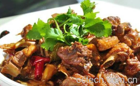 啤酒鸭怎么做好吃 啤酒鸭的做法-1