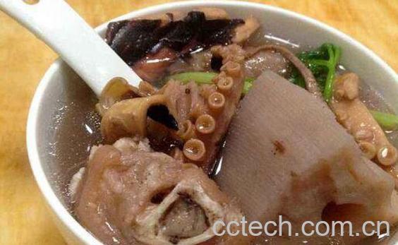 章鱼干煲汤的做法与功效-0